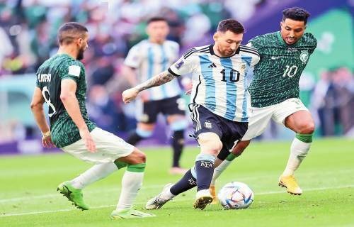 亚冠精英 柔佛VS上海海港赛事比分分析