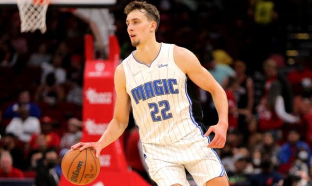 并列领先 并列领先