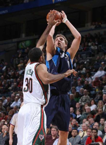 正在推进与 正在推进与