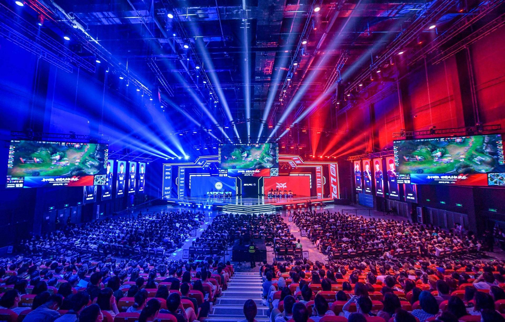 老鹰和特雷 老鹰和特雷