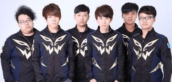 期内突破 期内突破