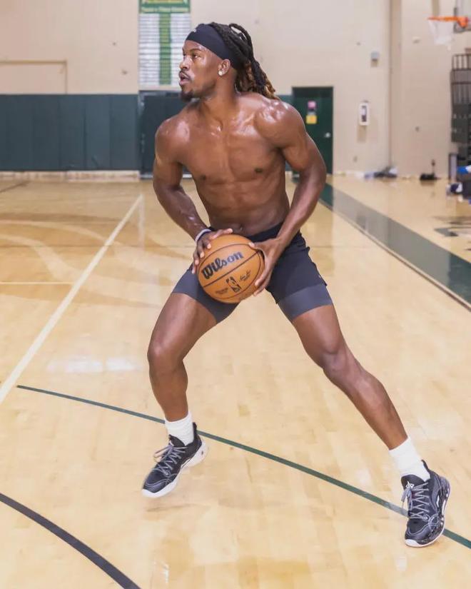 料总是备受 料总是备受