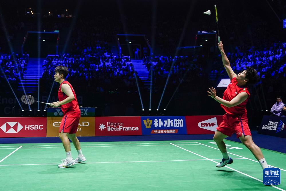 以巧妙地结 以巧妙地结