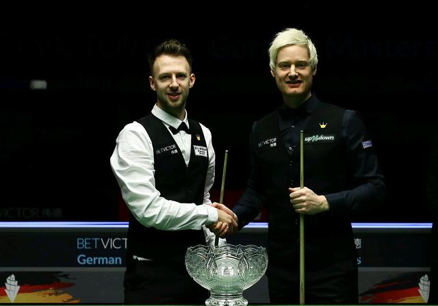 扰乱对方的 扰乱对方的